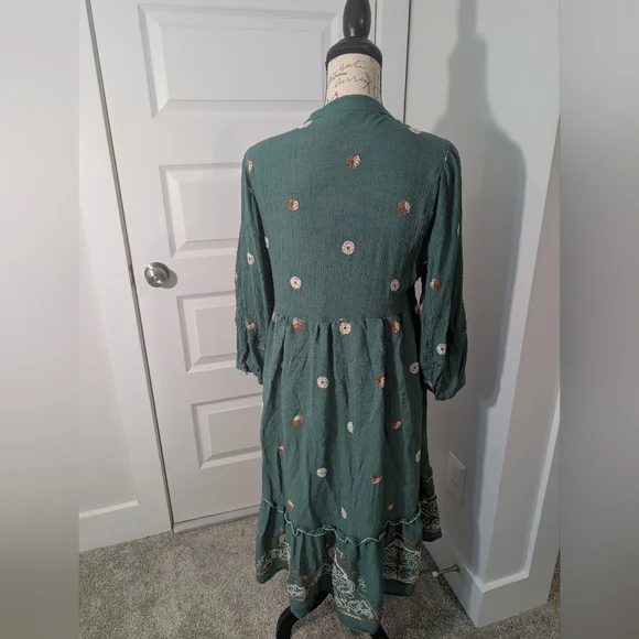 Figueroa & Flower Chic  Embroidered Maxi Dress Size L - Picture 2 of 7